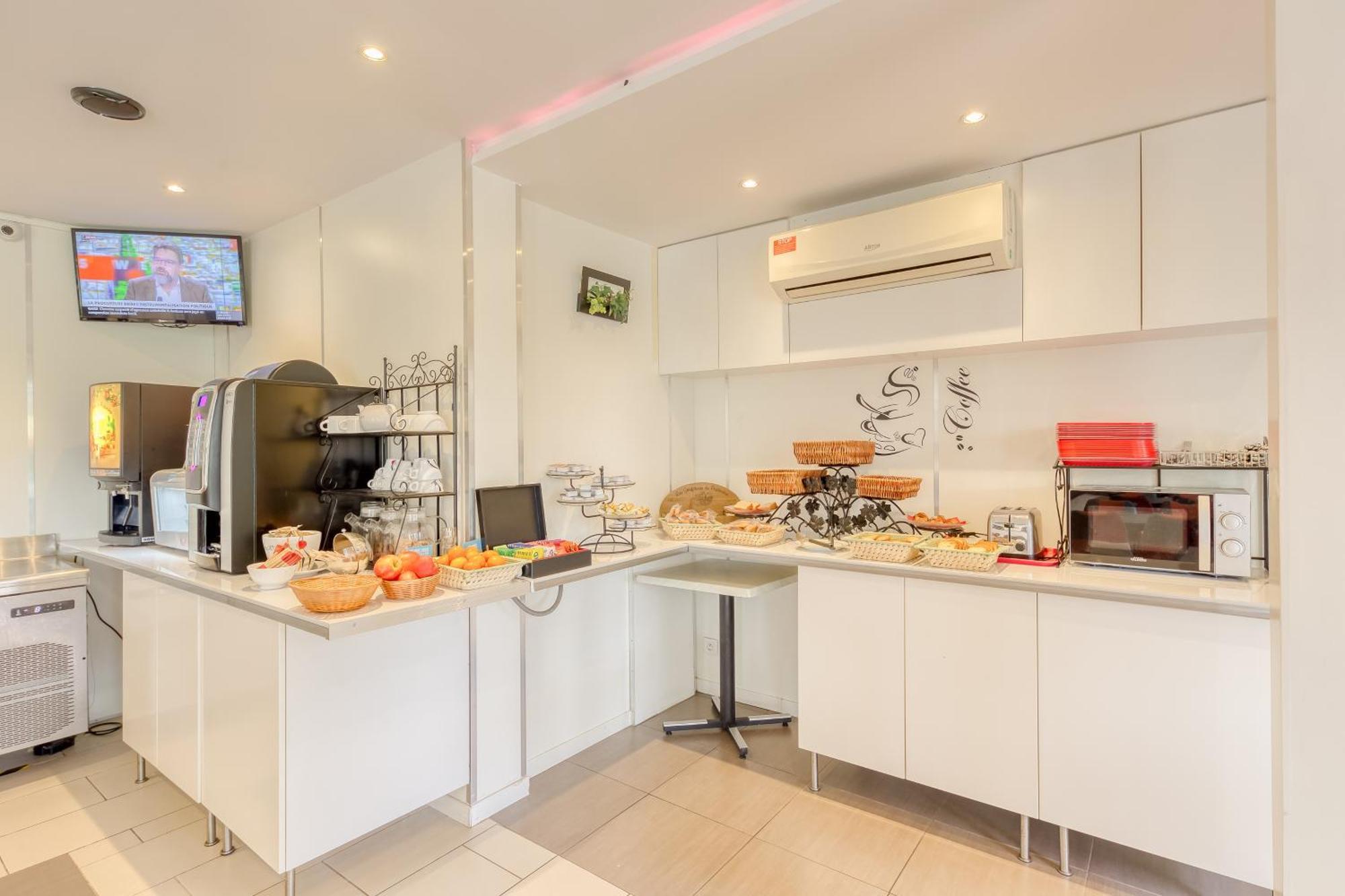 Fasthotel Roissy Cdg Sud - Claye Souilly Exterior photo
